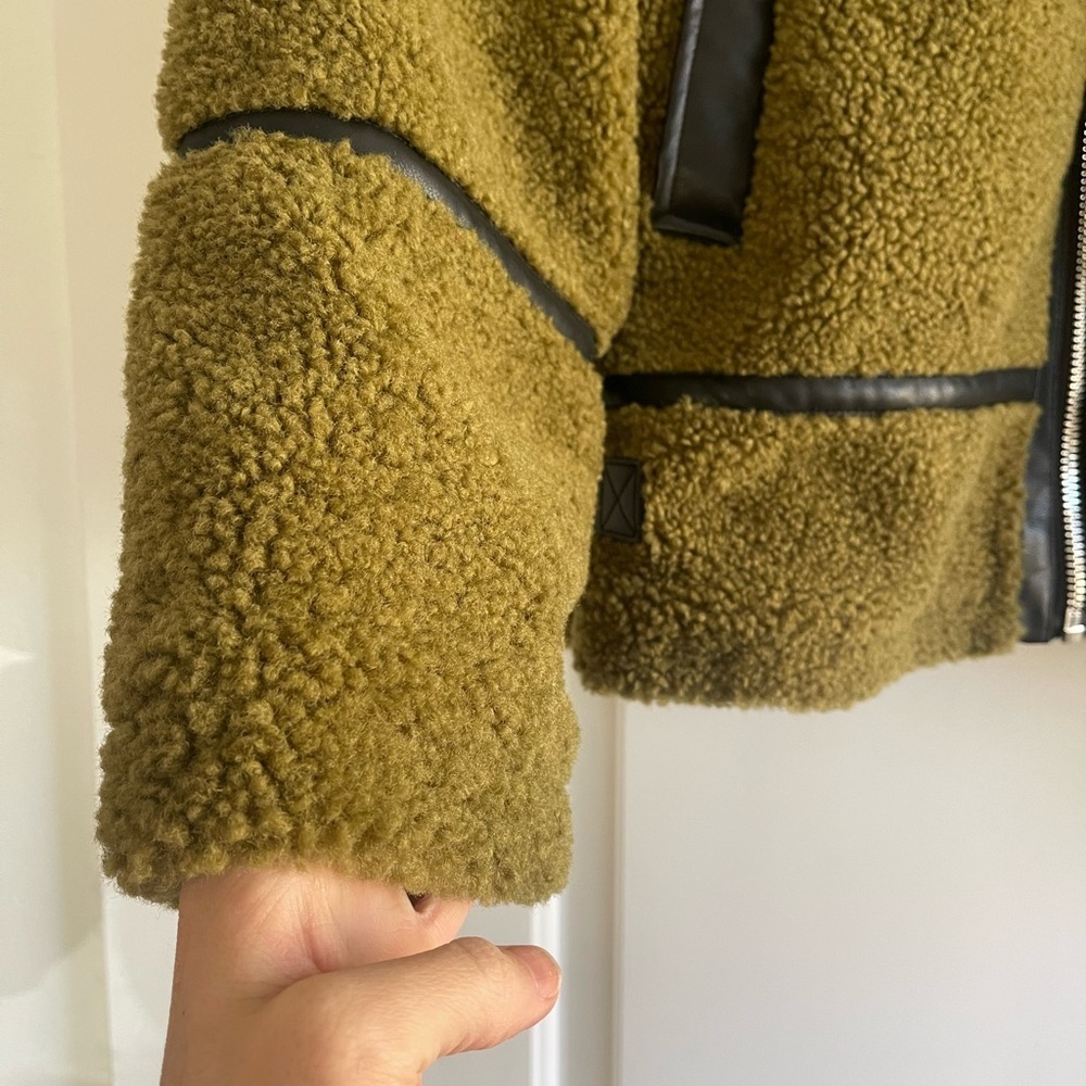 Blank NYC Self Talk Sherpa Moto Jacket Moss Green - L - Picture 6 of 8